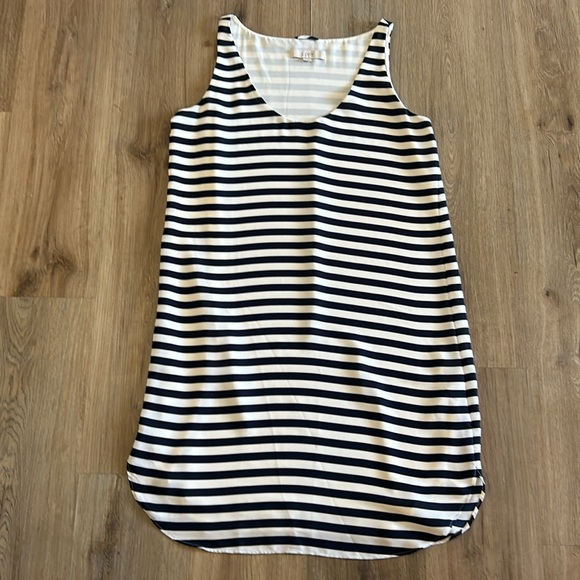 LOFT Navy blue and white striped sleeveless scoop neck dress in size medium - Picture 3 of 11